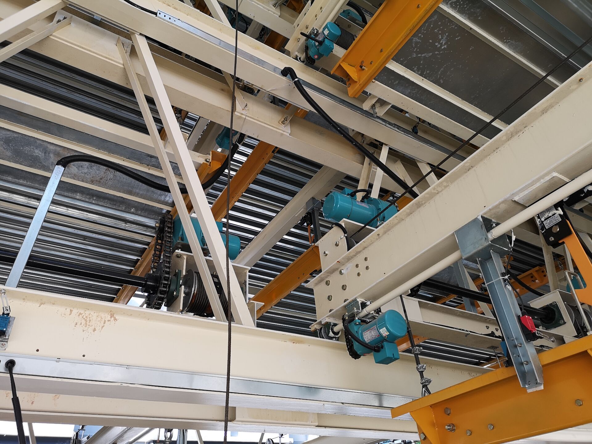 電梯用鋼絲繩,車庫用鋼絲繩,華東鋼繩