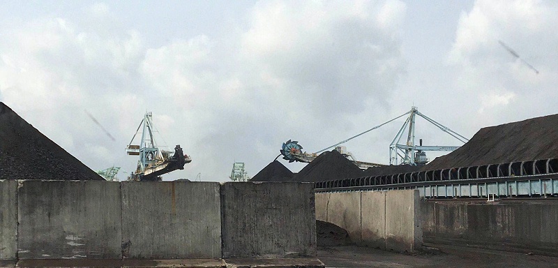 佛山中繩公司為國(guó)能珠海港務(wù)有限公司提供鋼絲繩的技術(shù)服務(wù)工作